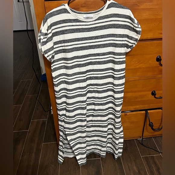 Zara Women Midi Dress Striped Beige and Black Side Slits Sz Medium - Picture 1 of 4